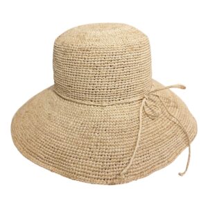 Chapeau bord court raphia crocheté Le Voyage en Panier